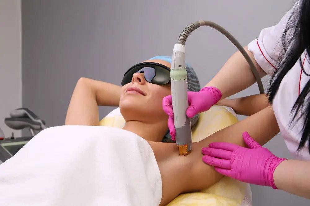 Épilation laser : quand des séances de retouche sont-elles nécessaires ?