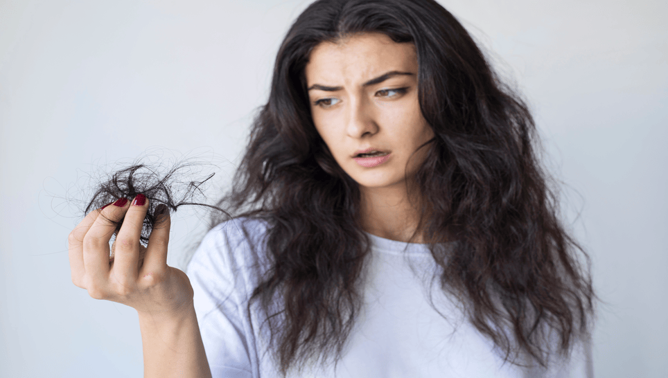 Le stress cause-t-il vraiment la perte de cheveux ?