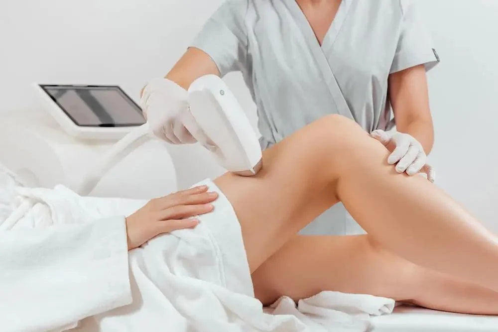 Épilation laser en institut ou à domicile : que choisir ?